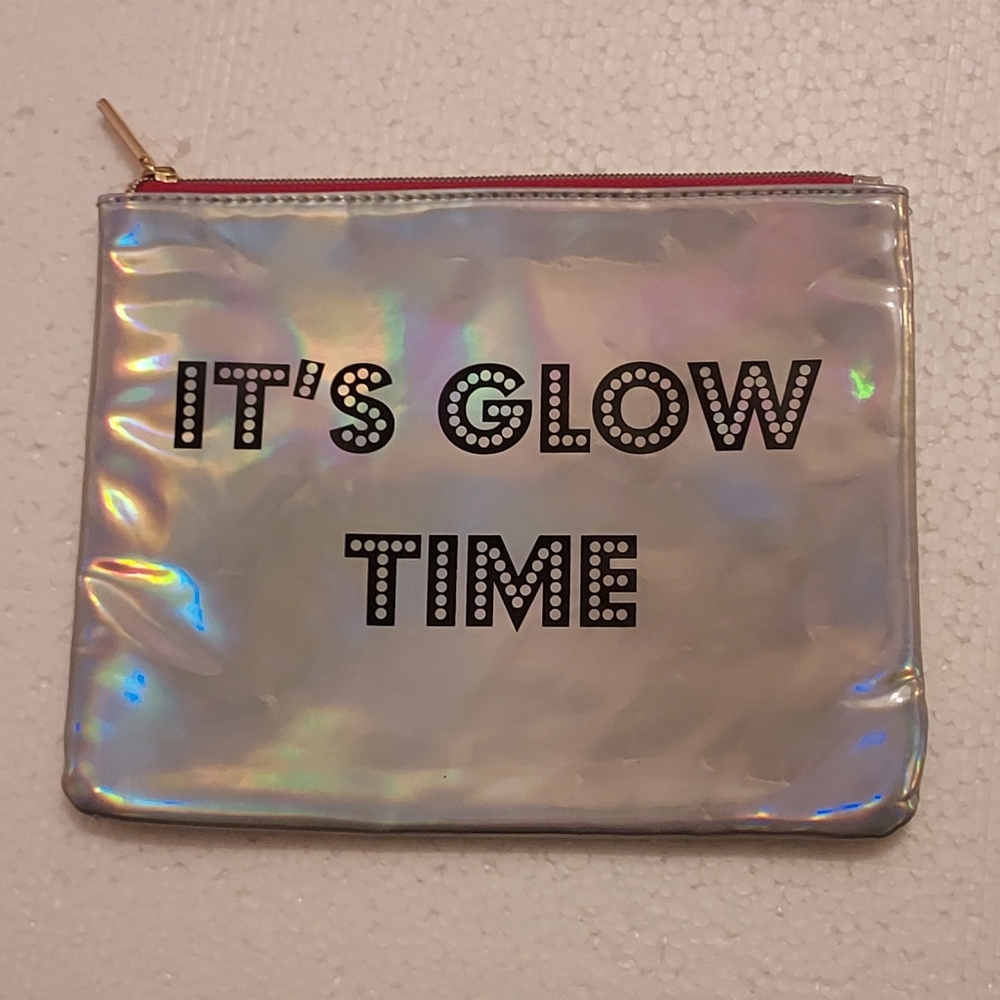 Lord and Taylor cosmetic bag